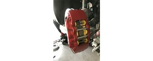 2018款JEEP 指揮官，升級(jí)AP9040六活塞